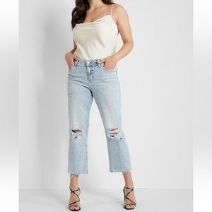 Mid Rise 90s Ankle Boot Jeans
